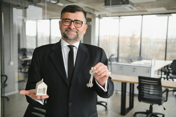 Les compétences essentielles d'un agent immobilier en espagne